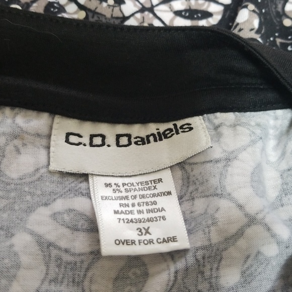C.D. Daniels Top - Picture 7 of 7